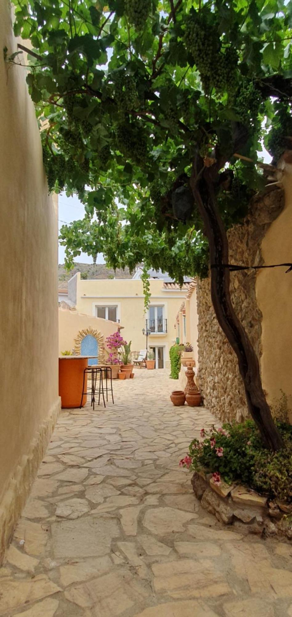 El Jardin Secreto Apartment Oria Exterior photo